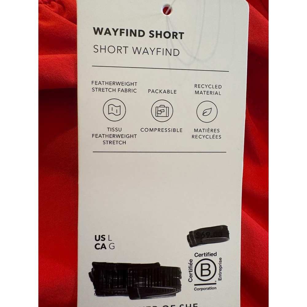 Athleta Wayfind Shorts Red Hiking Travel Activewear Pockets L NWT Athleisure - Picture 4 of 12
